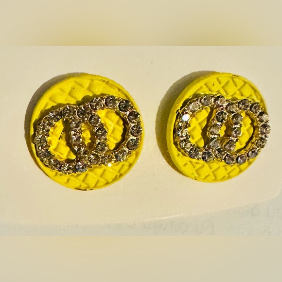 Chloe Jewelry - Yellow Crystal Stud Earrings